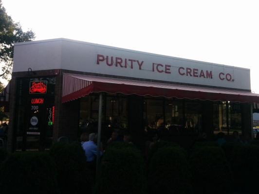 How an American ice cream place looks like